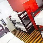 Boozers Pub And Hostel